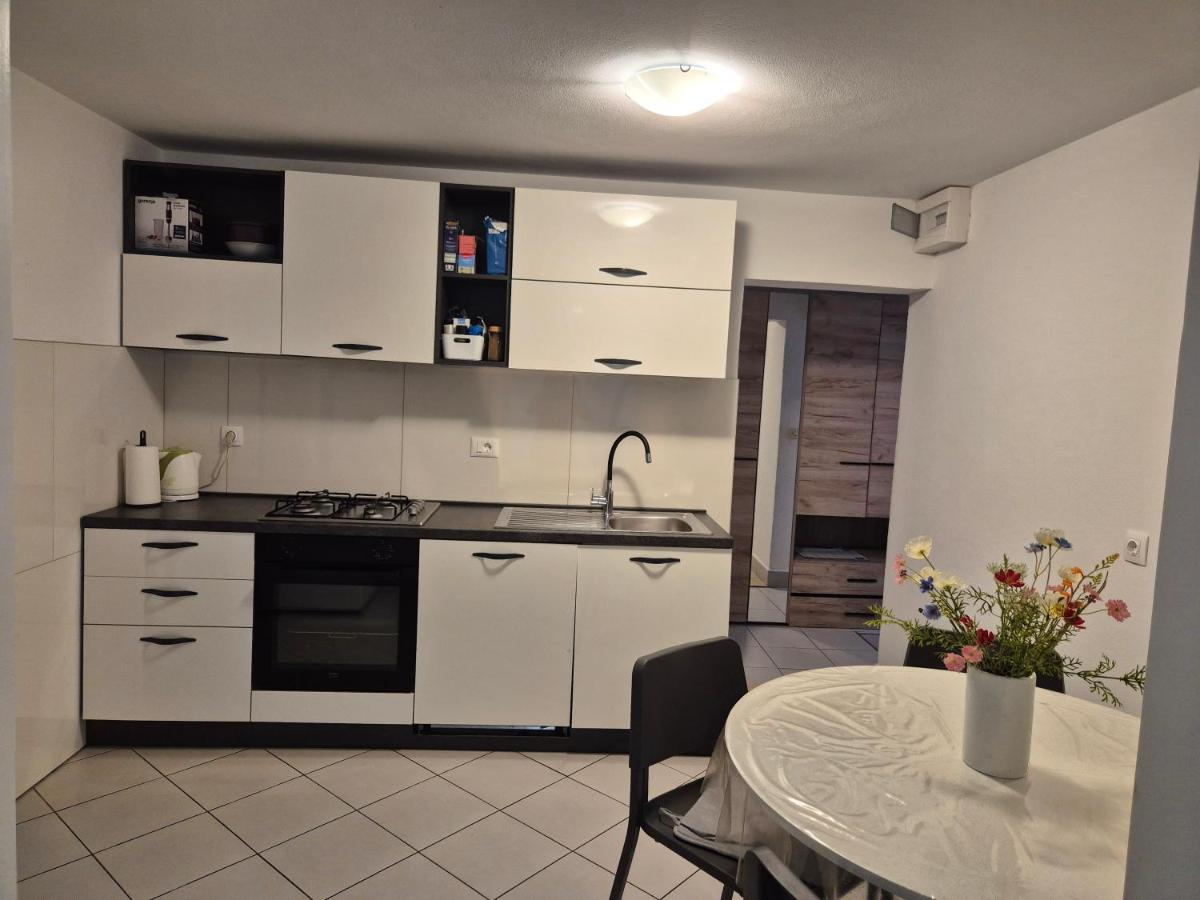 Apartments Lenka - Ferienwohnung Orebic