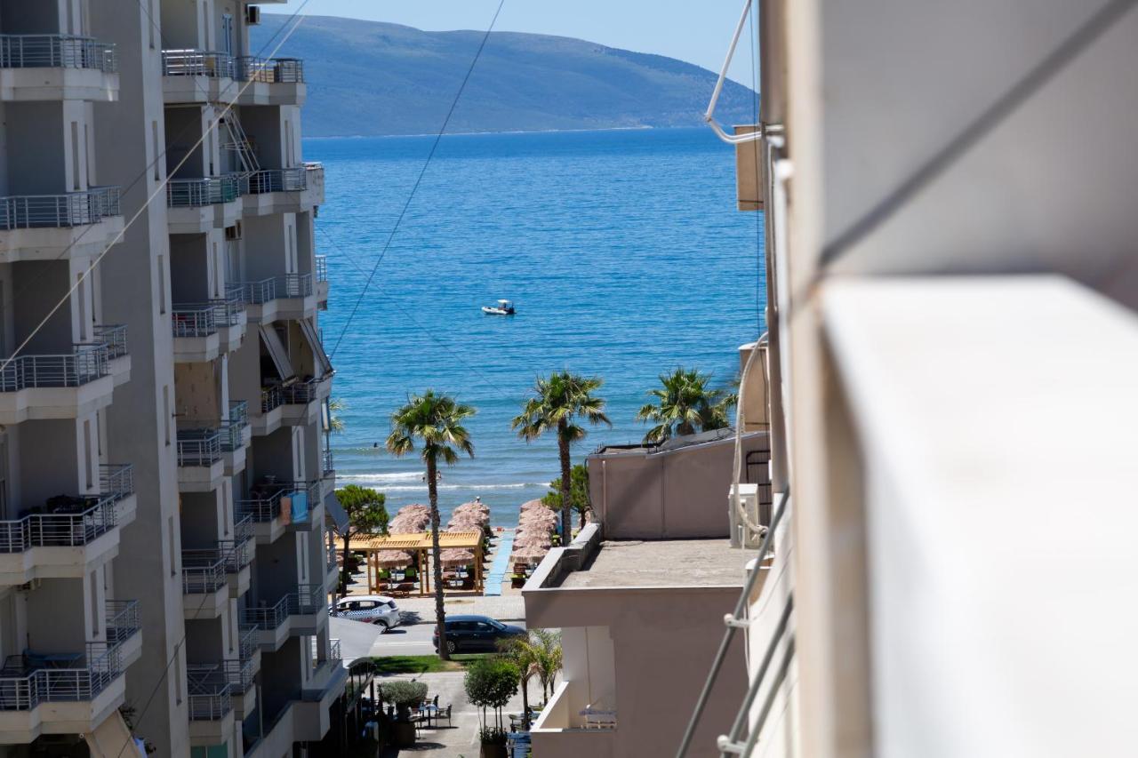 Damian Apartment Lungomare - B&B Valona