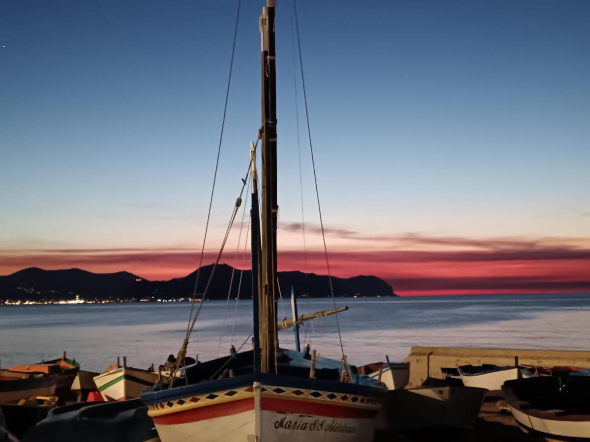 Tramonto sul mare - B&B Bagheria
