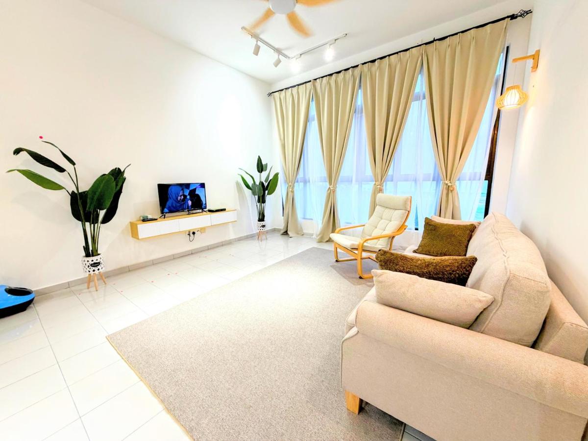 NEW HEALING SPOT At Klebang Beach- 3BR 6PAX Seafront View Melaka - B&B Malacca