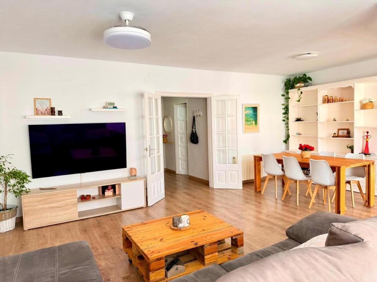Pis gran i reformat per 4 persones - Chambres d'hôtes Palamós