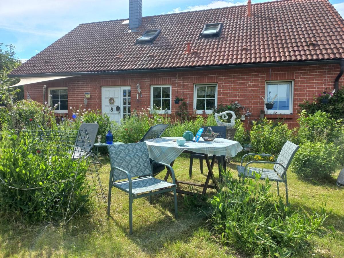Zimmer und Apartment Rosi - B&B Krakow am See