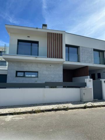 Villa Caparica - B&B Trafaria