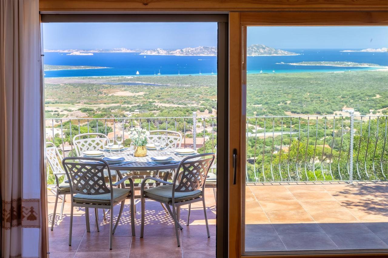 Itadhome - "Vista Paradiso", Exclusive Villa con vista su Arcipelago Maddalena, vicino al mare - Chambres d'hôtes Santa Teresa Gallura