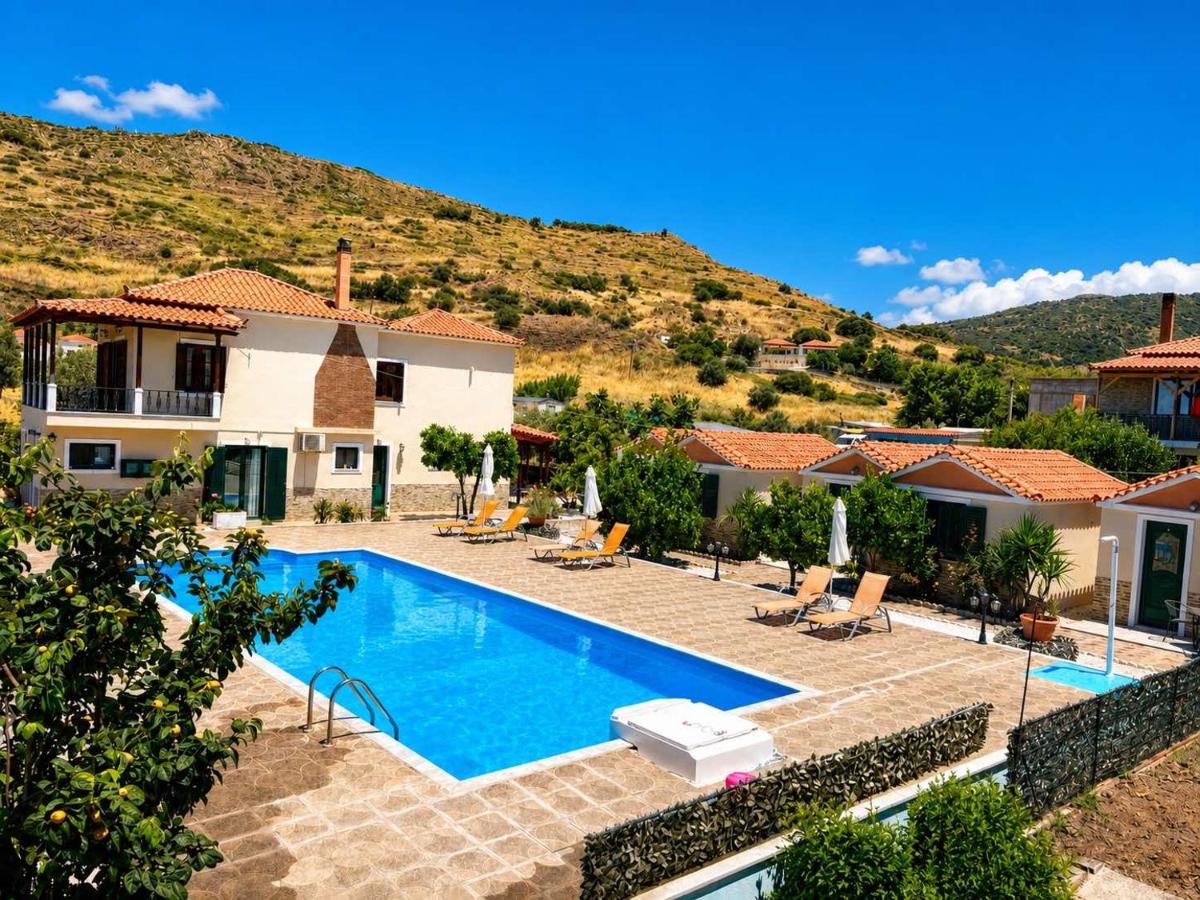 Apartments Fotoula - Bed and Breakfast Pétra