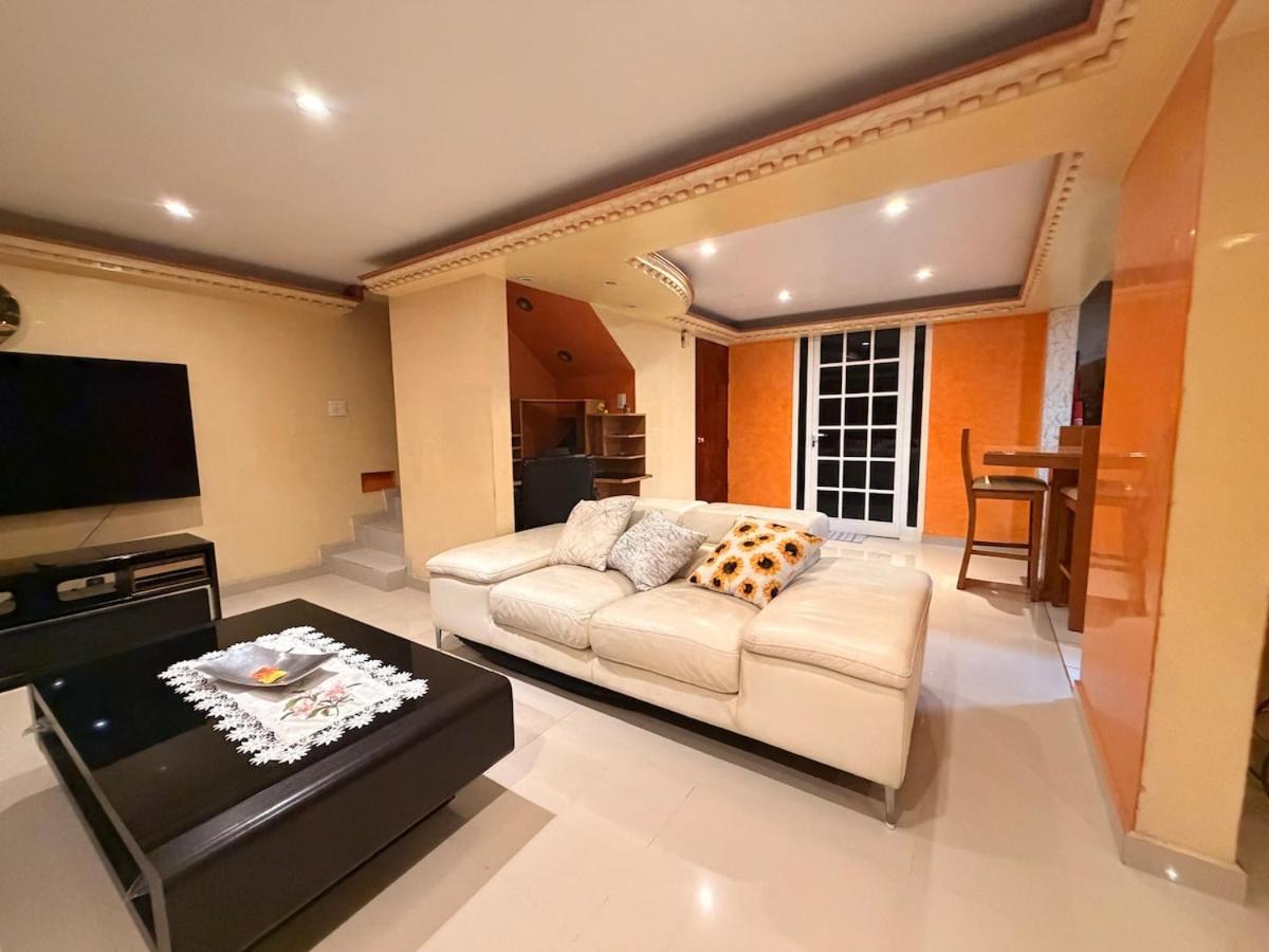 Beautiful house 10 min Airport, 15 min CDMX downtown - Chambres d'hôtes Mexico