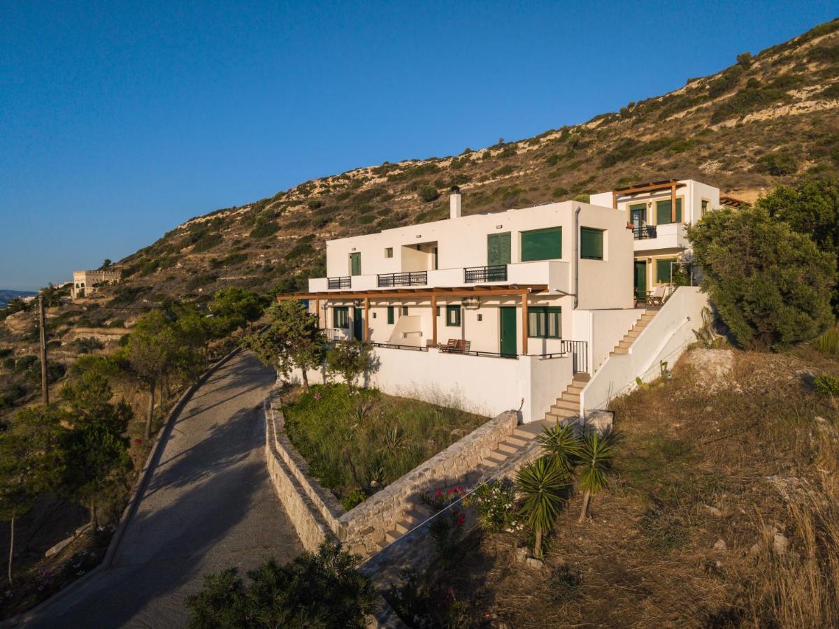 Avra Komos - B&B Pitsidia