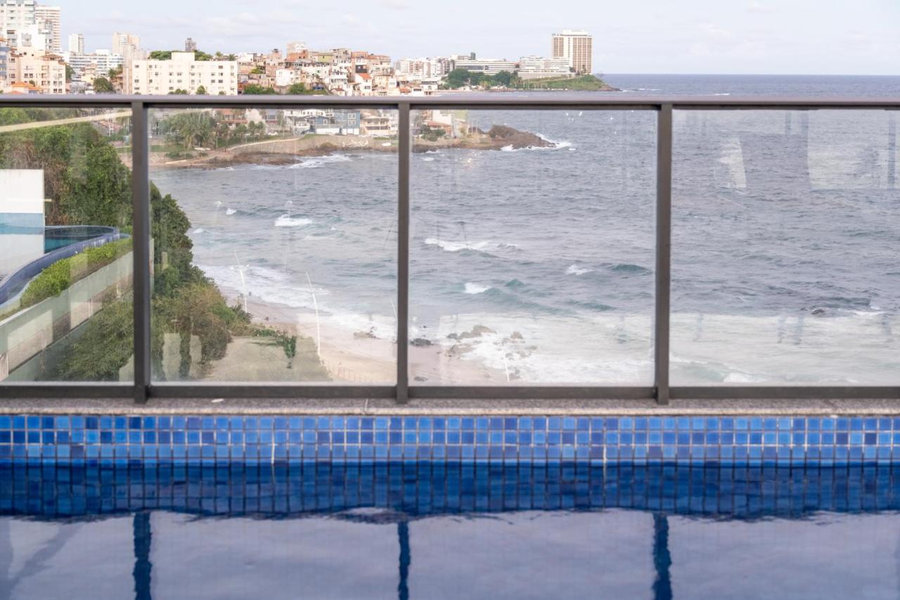 Beachfront Flat in Ondina - B&B Salvador