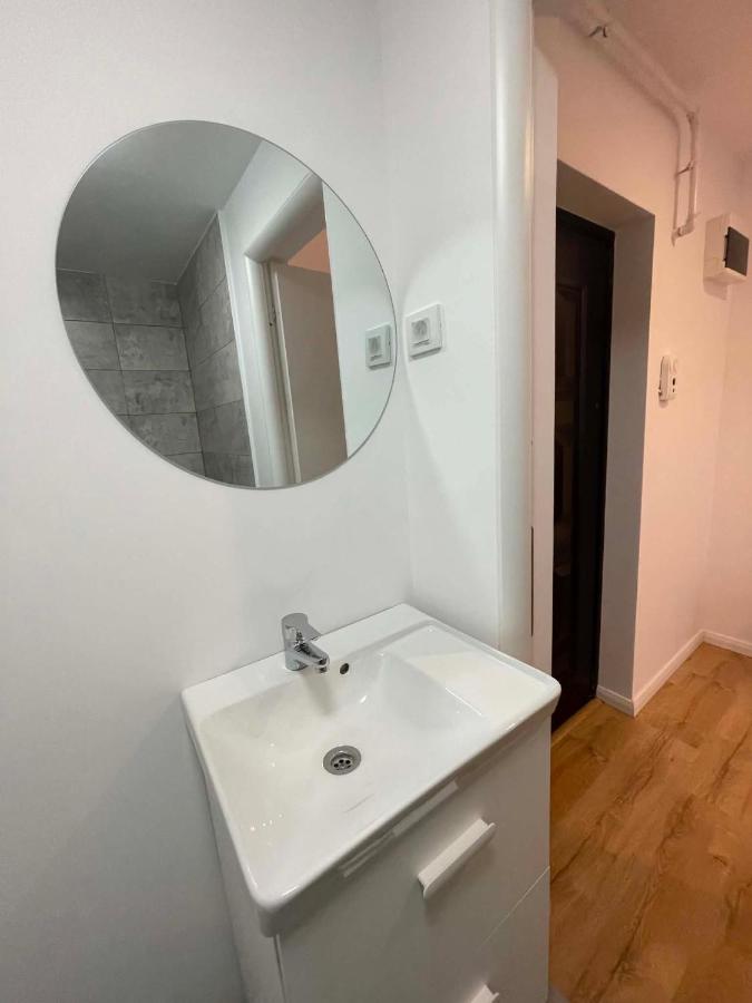 The Urban Nest apartament - Ferienwohnung Giurgiu