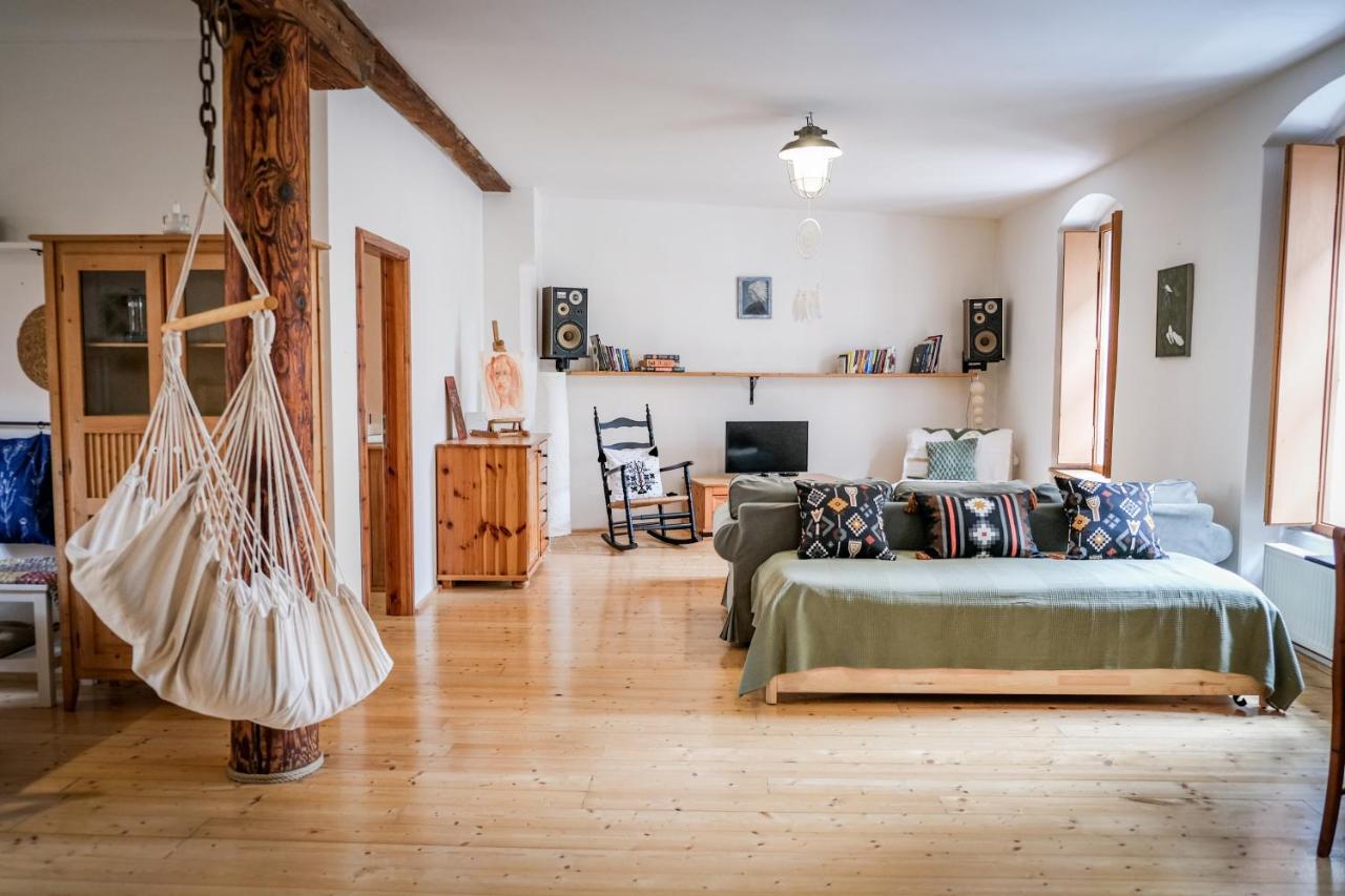 Art Loft Úzká - boho & chill - Chambres d'hôtes Žatec