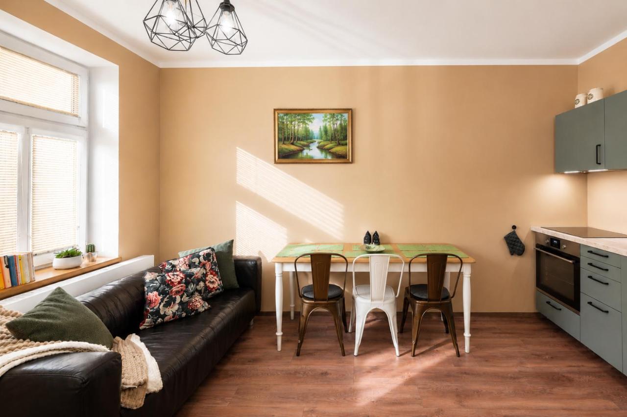 Apartmán U Královské mincovny 2 ložnice - Chambres d'hôtes Jáchymov