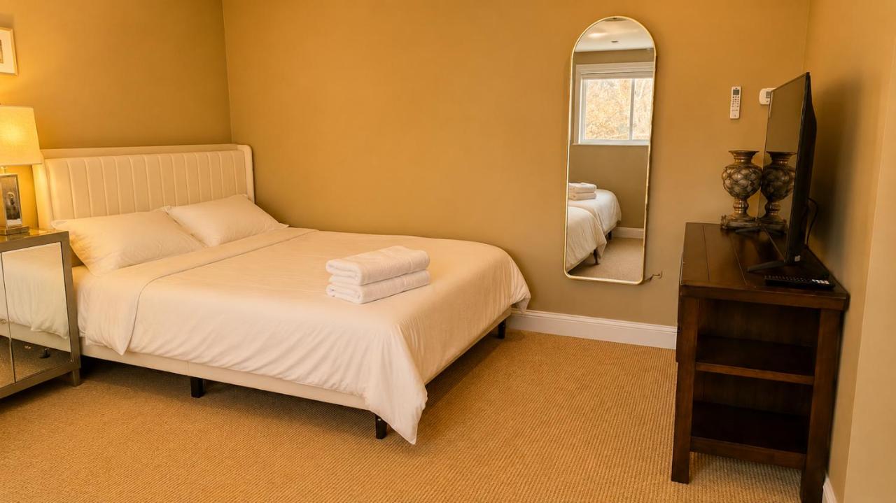 2 Queen Bedroom - Chambres d'hôtes Charlottetown