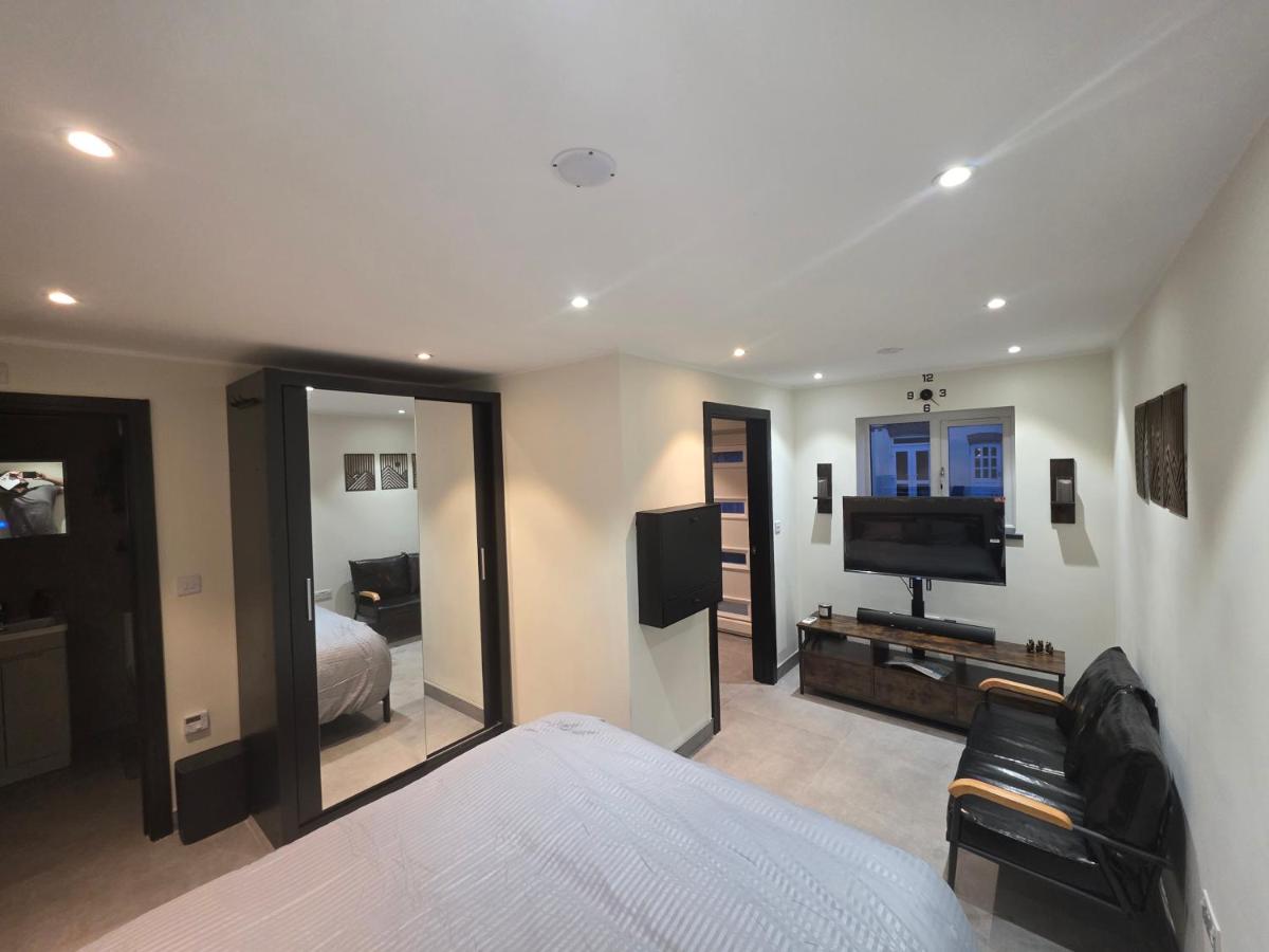 Luxury outhouse - B&B Ilford