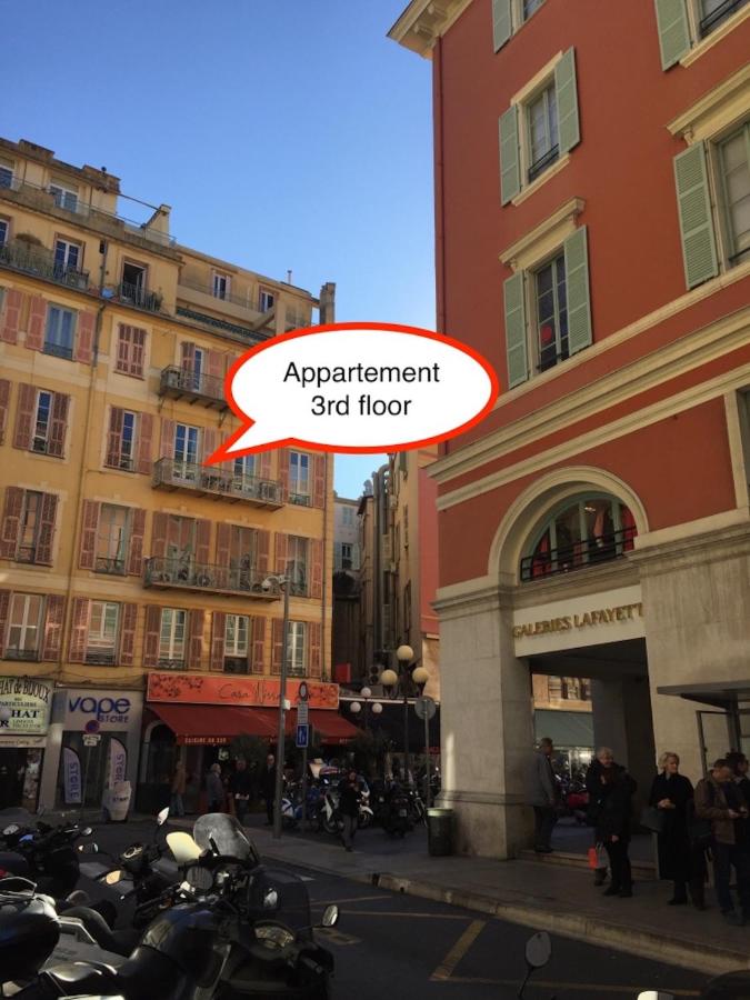 2 Bedrooms Appartement In Central Location on the famous Place Massena Nice - Chambres d’hôtes Nice