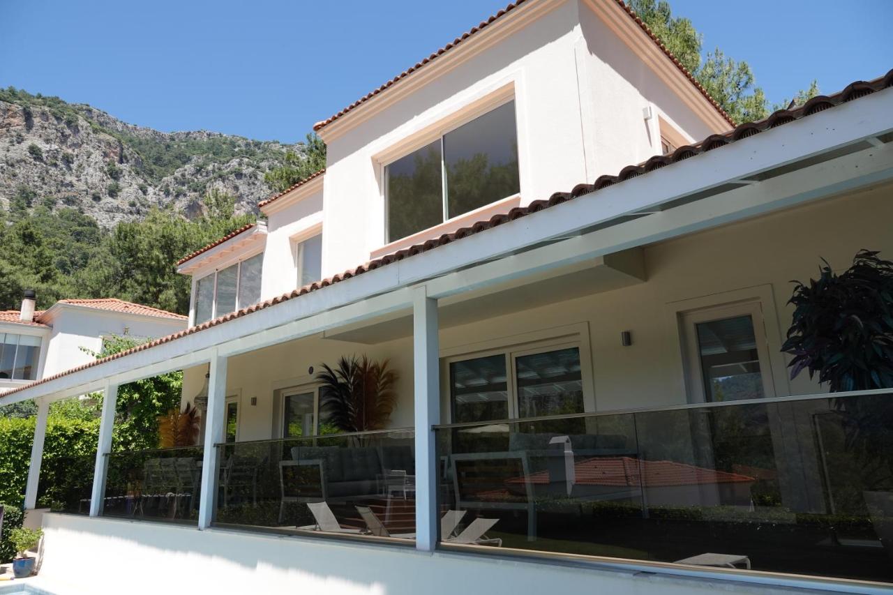Villa with amazing sea and mountain views - Chambres d'hôtes Göcek