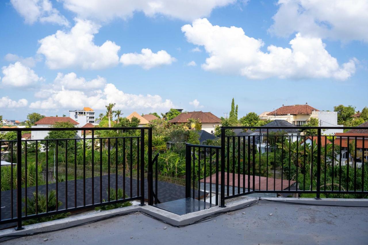 Trisuma Guest House - B&B Canggu