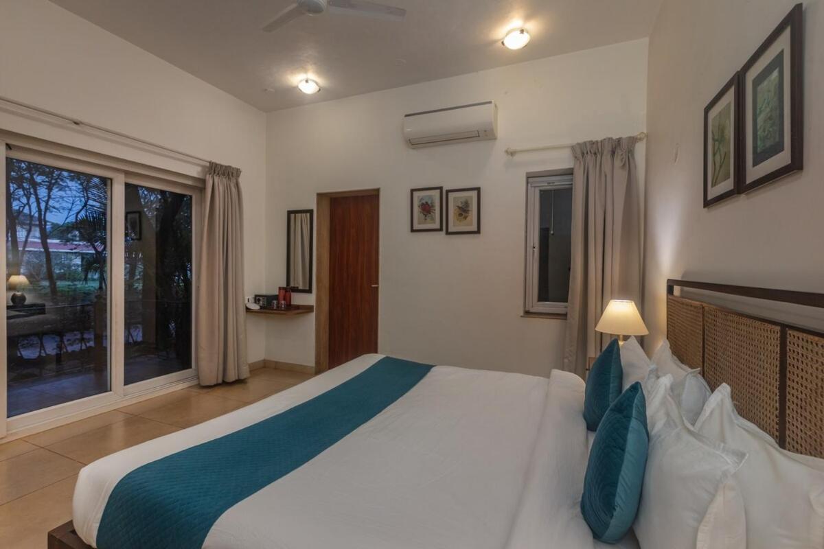 3BHK with pool Deshco Villa Taiga, Lonavala - B&B Lonavla
