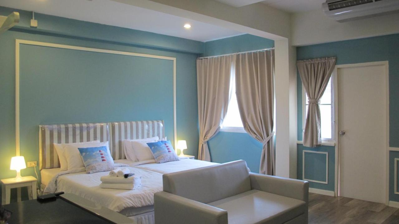 Classic Twin Room