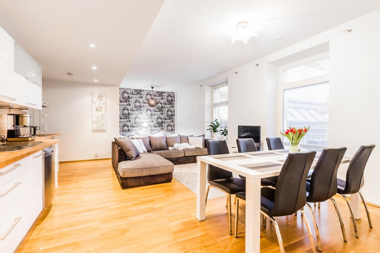 Two-Bedroom Apartment with Sauna - Köydenpunojankatu 4