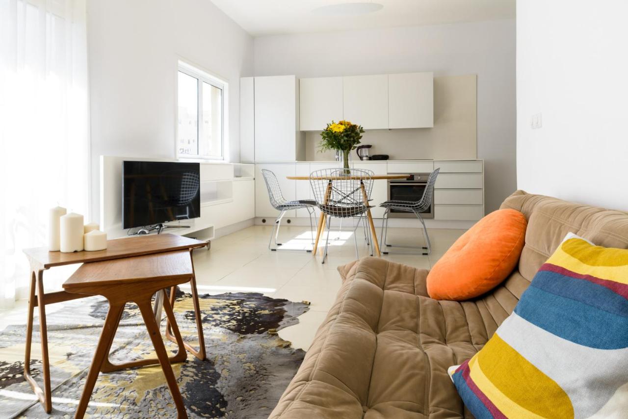 Relax & Sunny Near Beach By Feelhome - Bed and Breakfast Tel Aviv