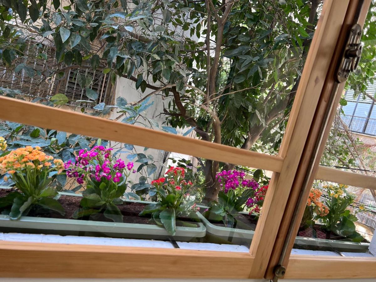 Margalit Studio Apartment with Balcony - B&B Tel Aviv