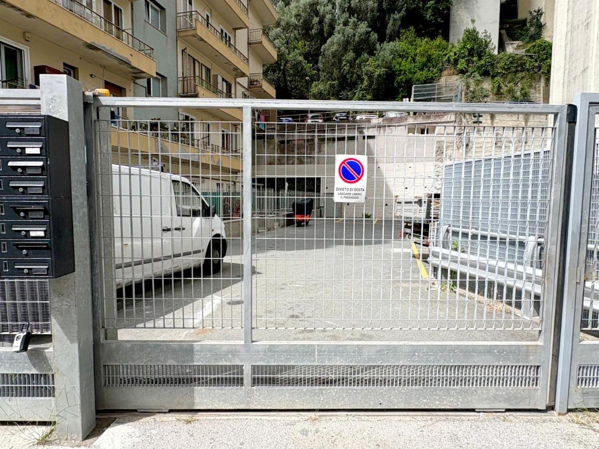 Apartment 5 minutes from the sea - Free parking - Chambres d'hôtes Arenzano