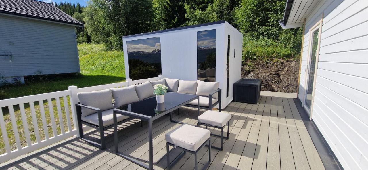 1st floor, Lyngen Alps, sauna included - Ferienwohnung Lyngseidet
