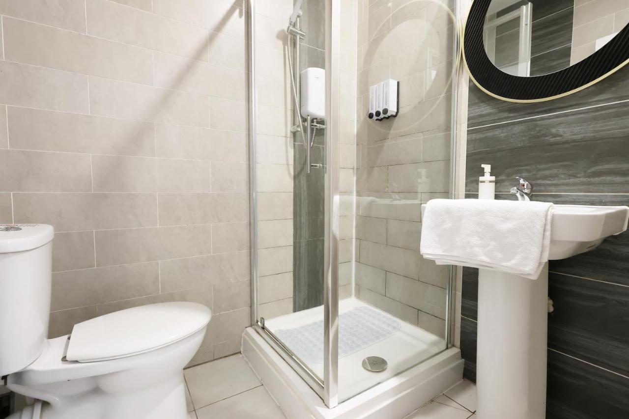 Walk to Stadium and City Center - Chambres d'hôtes Cardiff
