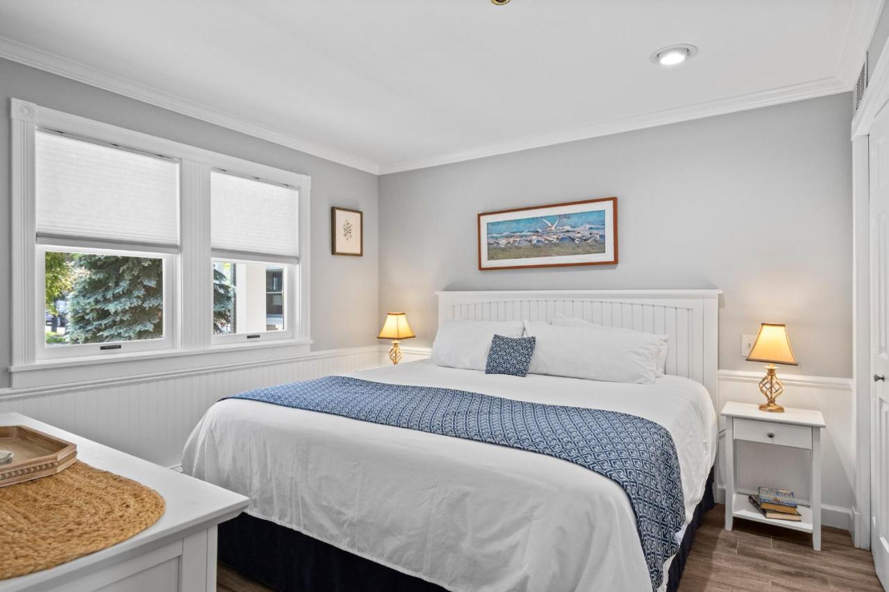 111 Water Street Inn - B&B Boyne City