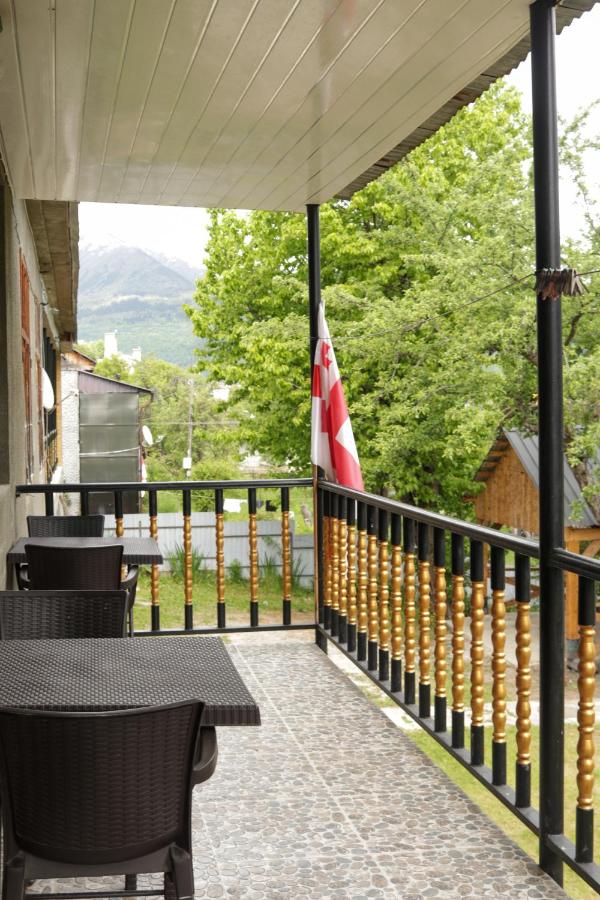 Guest House Adelina - Ferienwohnung Mestia