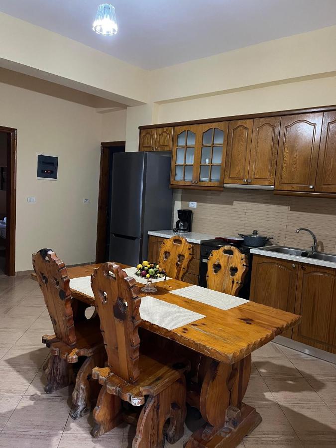 Panthouse - Ferienwohnung Himarë