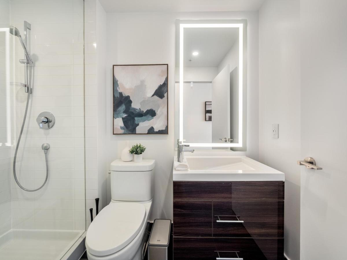 ARIA Signature Studio Suites - Downtown Entertainment District Toronto - B&B Toronto