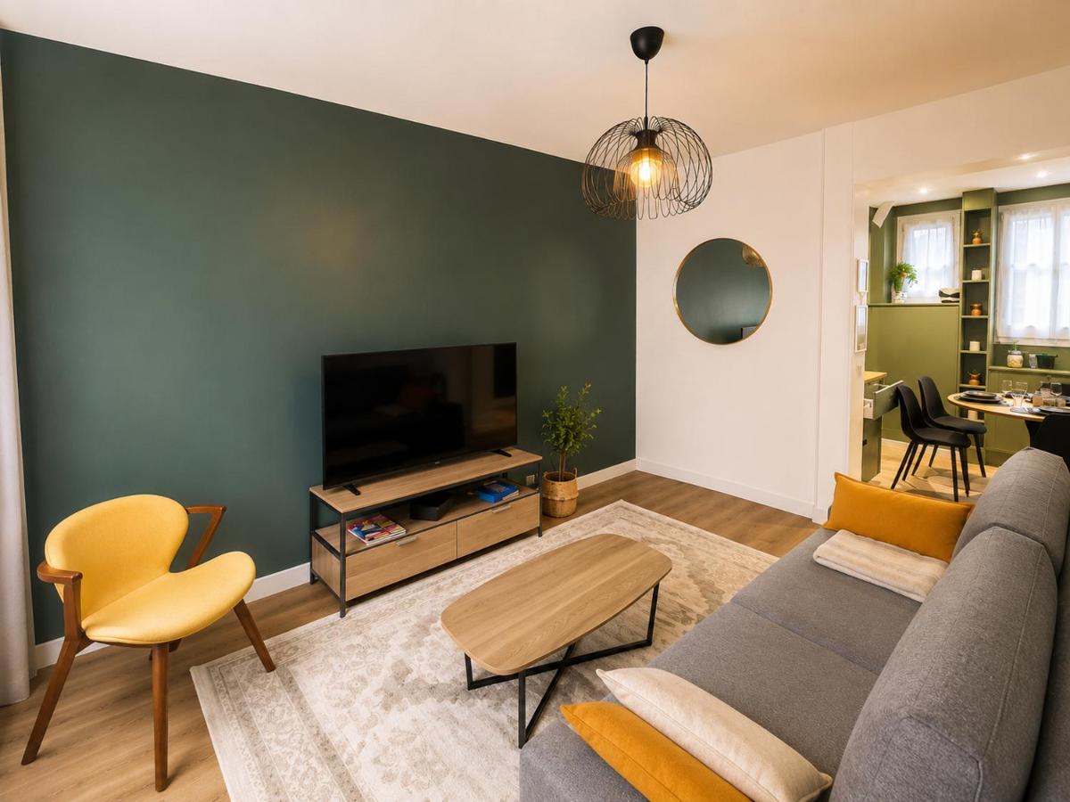 Direct Line 1 to Champs-Élysées Elegant Apt 4 - B&B Saint-Mandé