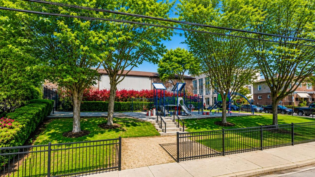 Nice 3 Bedrooms Condo for Rent in Oakland in the heart of Pittsburgh - B&B Pittsburgh