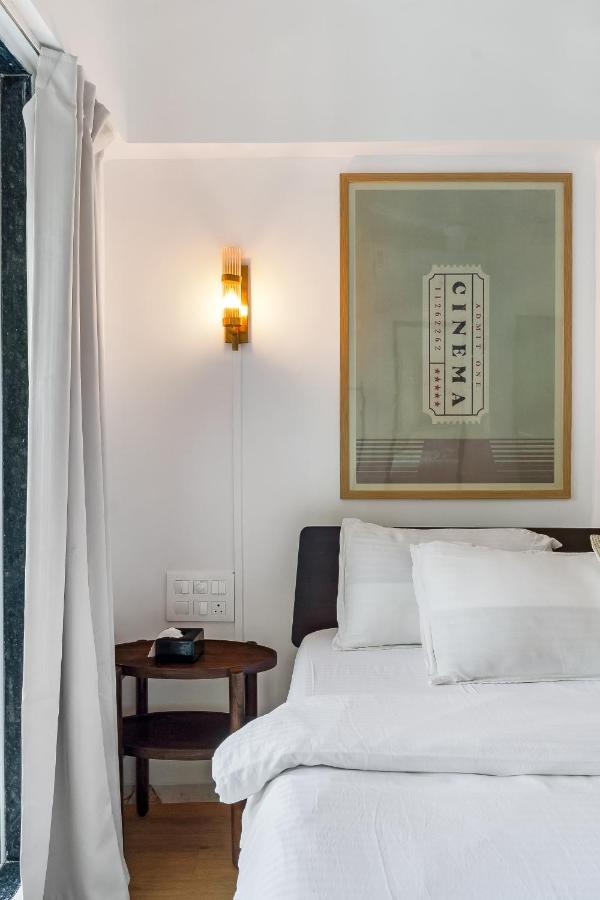 Nova Chic 1 BHK Bandra W Gated 247 Security - Chambres d'hôtes Bombay