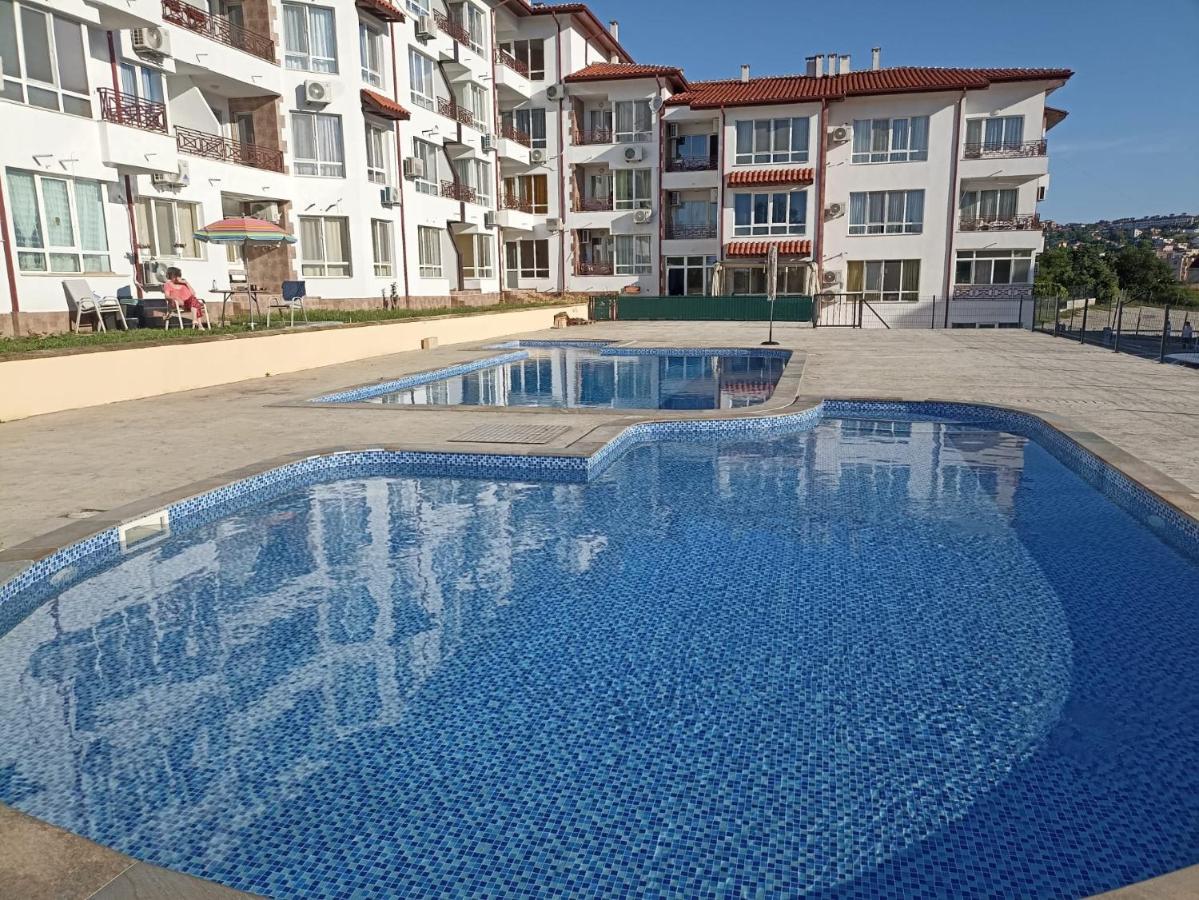 Апартаменти Анастасия-Бяла SeaSide на 100м от плажа - Ferienwohnung Byala