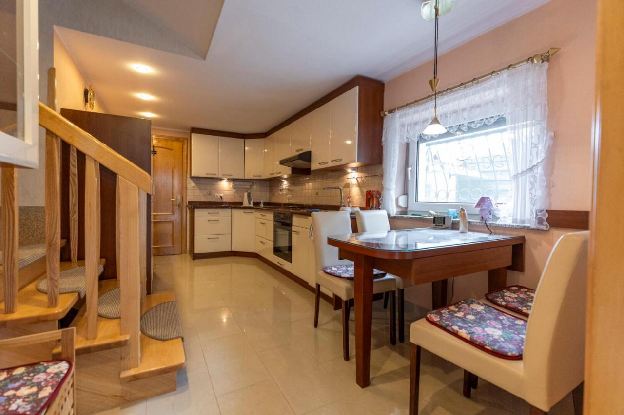 Dom przy plaży - Ferienwohnung Giewartów