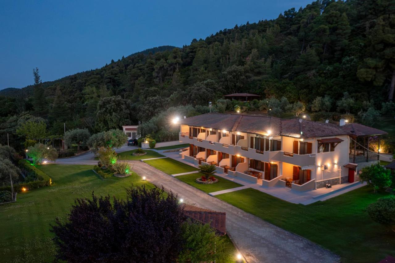 Elena Apartments & Studios - B&B Vourvourou