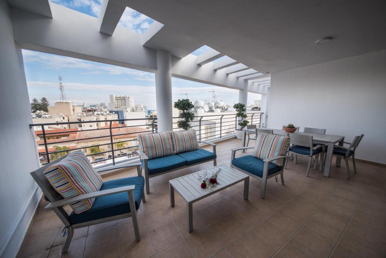 Skylight Megaron - Bed and Breakfast Larnaca