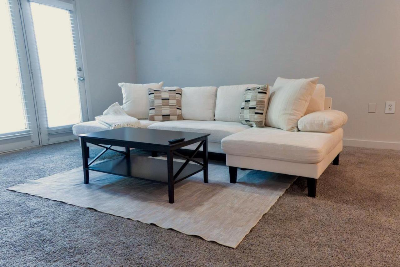 Stylish 1BR Apartment - Bright, Spacious & Cozy - Ferienwohnung Atlanta