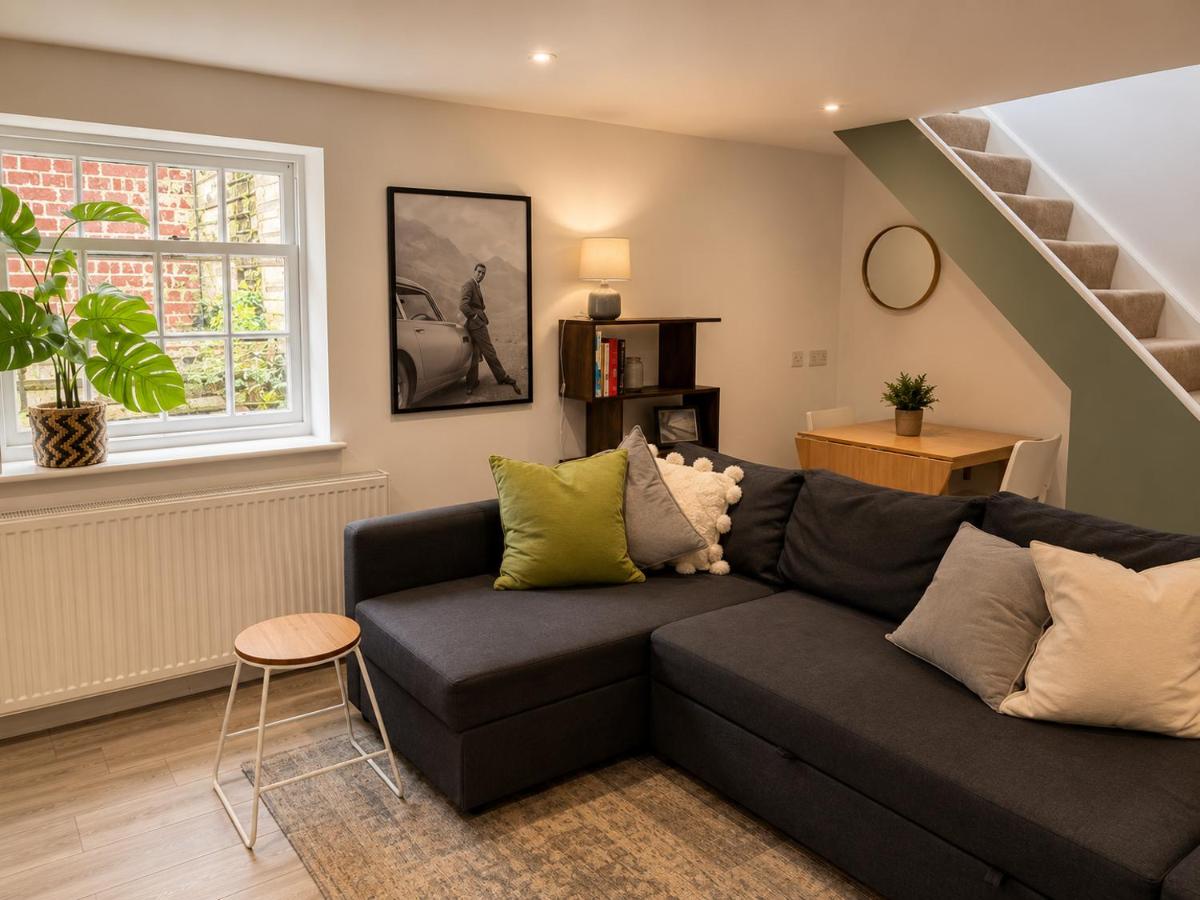 F1 Town Centre, Walk to Races! Sleeps 4 - Ferienwohnung Cheltenham