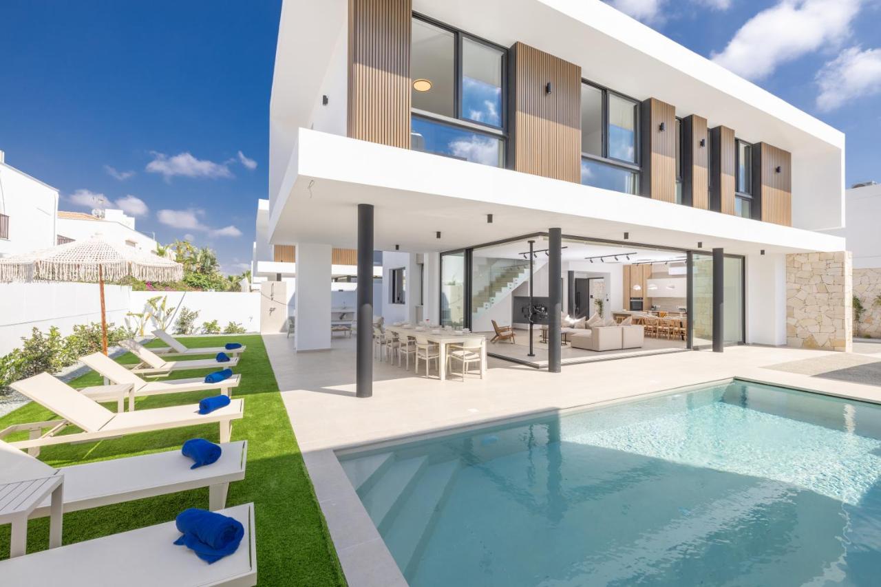 Villa con piscina privada