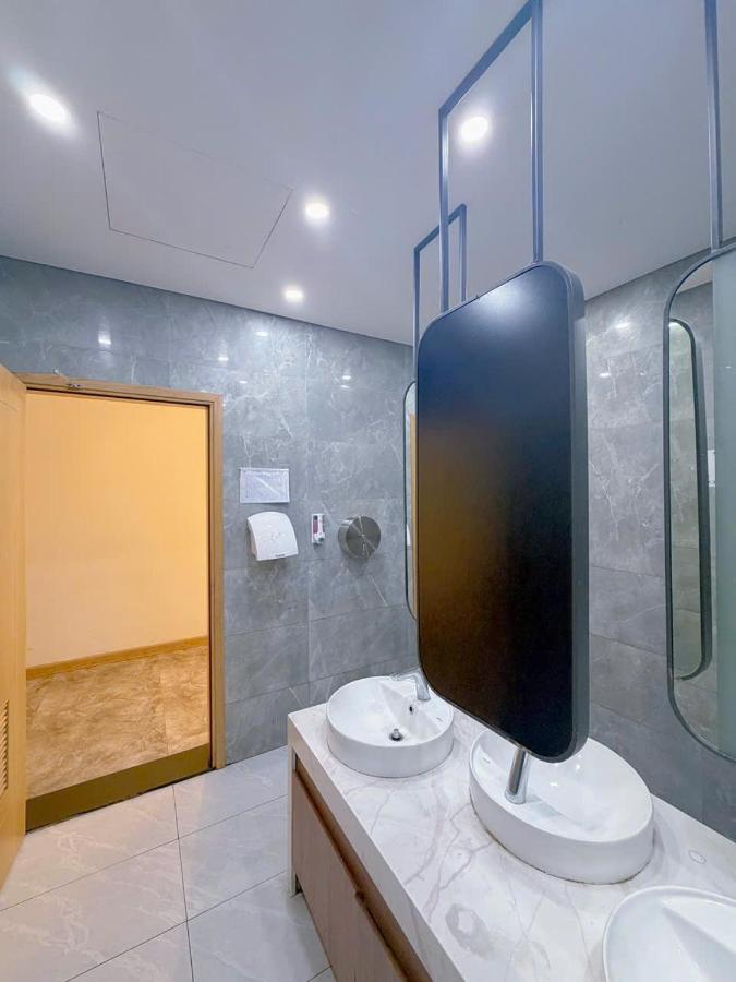 FLC Quy Nhon Condotel - Beach Front - Ferienwohnung Qui Nhon