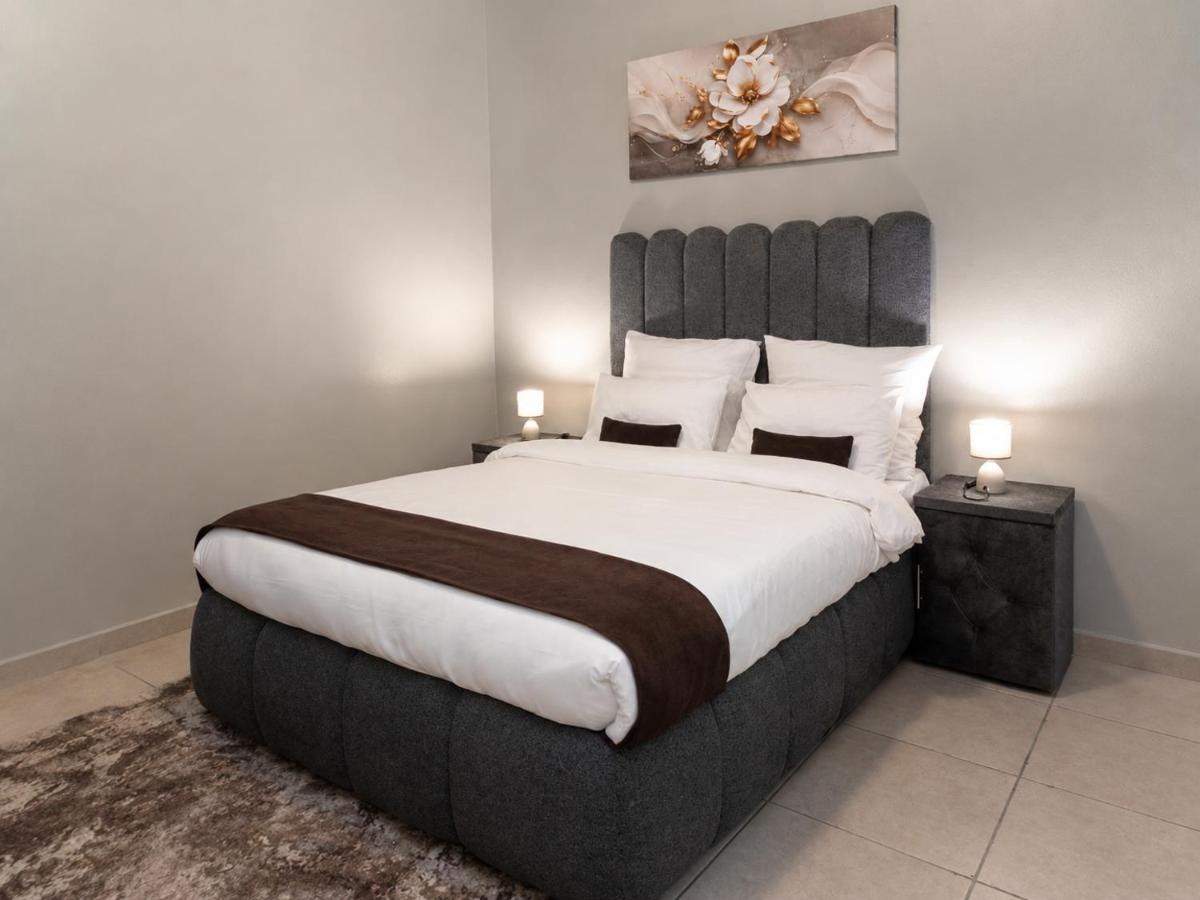 The Bolton Rosebank Luxury Apartment with Wi-Fi Self Check-In and Secure Parking - B&B Johannesburgo