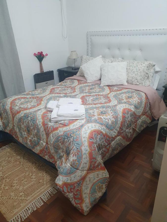 Habitación exclusiva Huéspedes con piscina , aire acondicionado y jardín en base doble, muy confortable - Chambres d'hôtes Córdoba