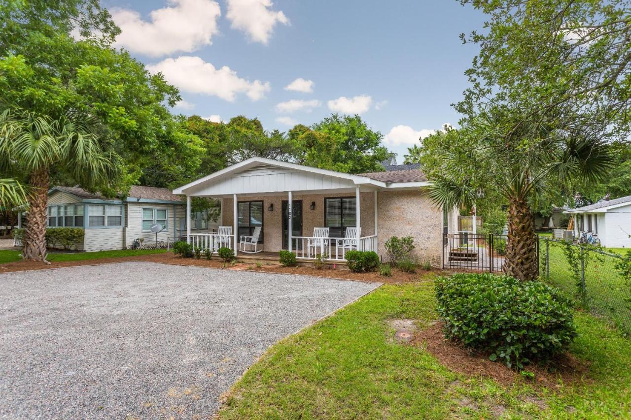 Slack Tide Cottage - B&B Saint Simons Island
