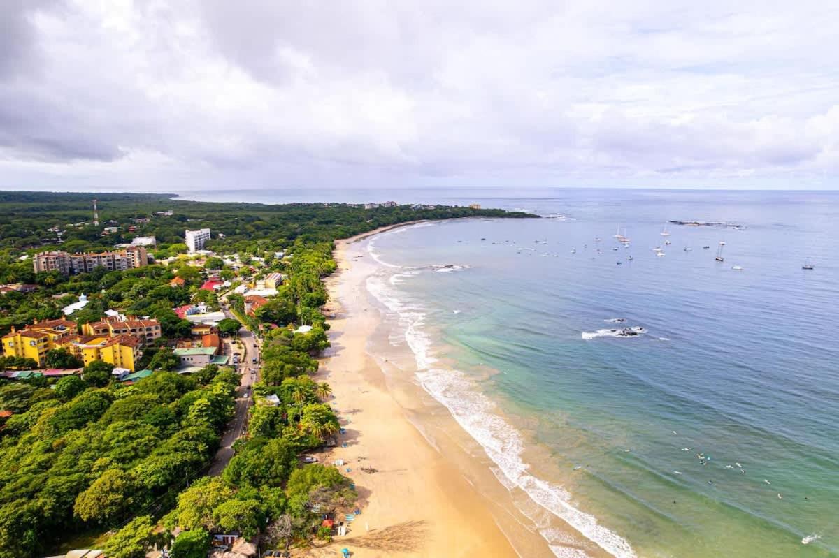 Matapalo 205- 2 Bedroom Condo At Tamarindo - Chambres d'hôtes Tamarindo