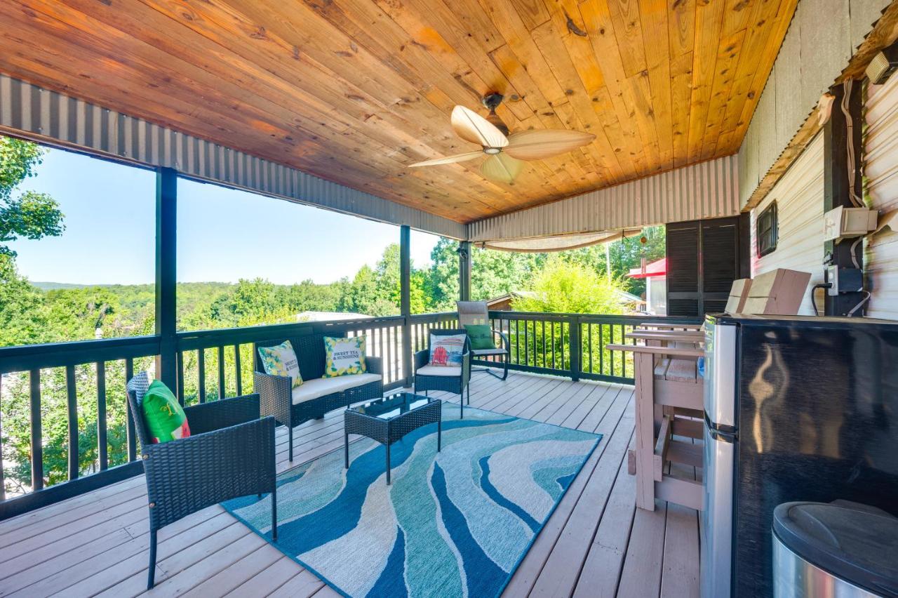 Pool & Dock Access! Badin Lake Resort Gem - B&B New London