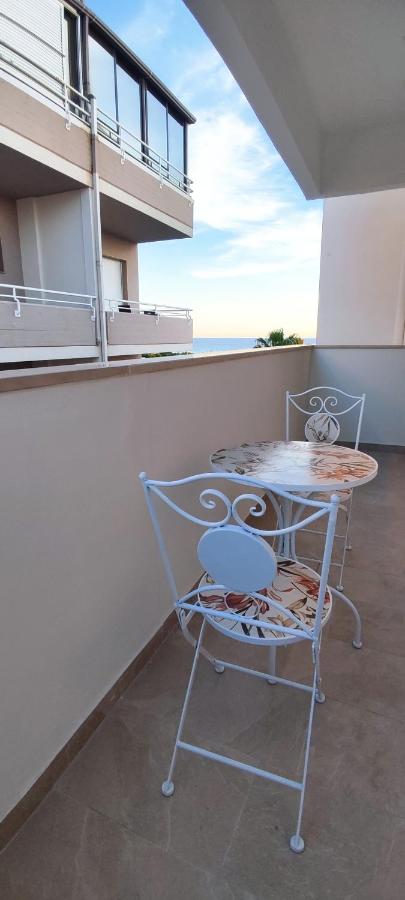 luxury studio - Bed and Breakfast Gallipoli