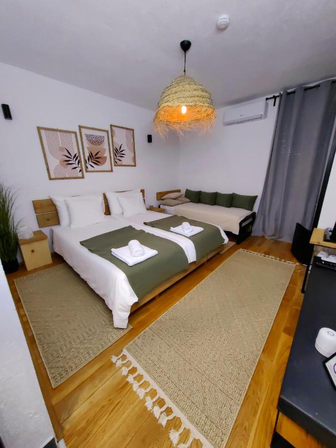 One-Bedroom Bungalow